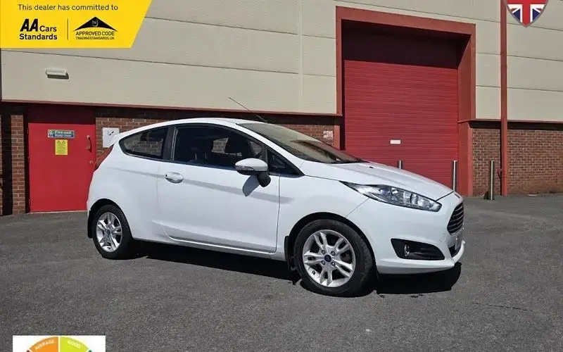 Used Ford Fiesta Zetec 101 HP (74 kW) 2016 Hatchback