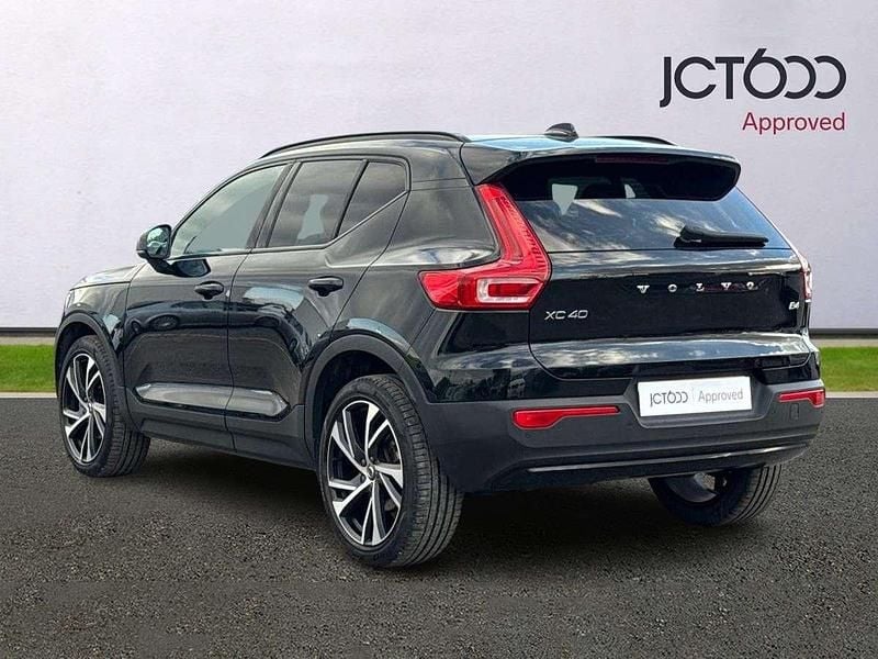 Used Volvo XC40 R-Design Pro 197 HP (144 kW) 2021 Black SUV