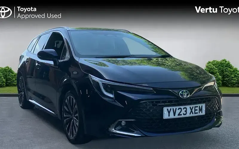 Used Toyota Corolla Design 140 HP (102 kW) 2026 Estate