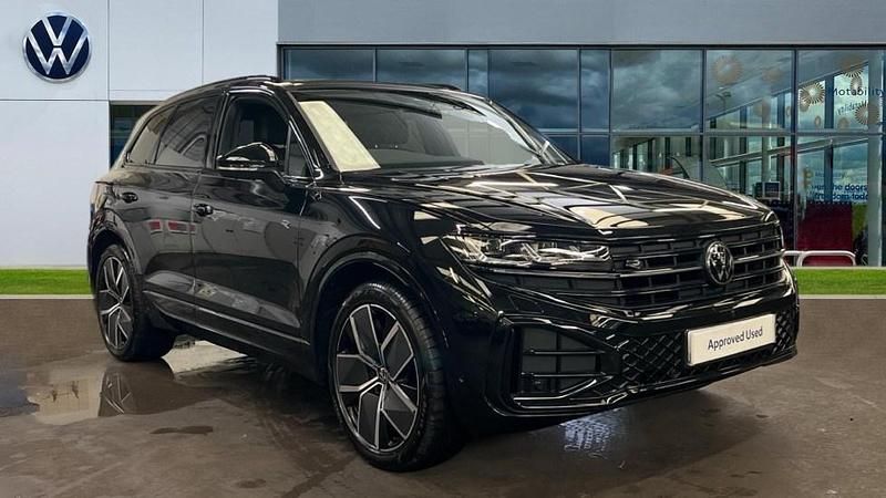 Black Used 2025 VW Touareg Black Edition SUV | £55,824 (A bit pricey) - Image 1/4