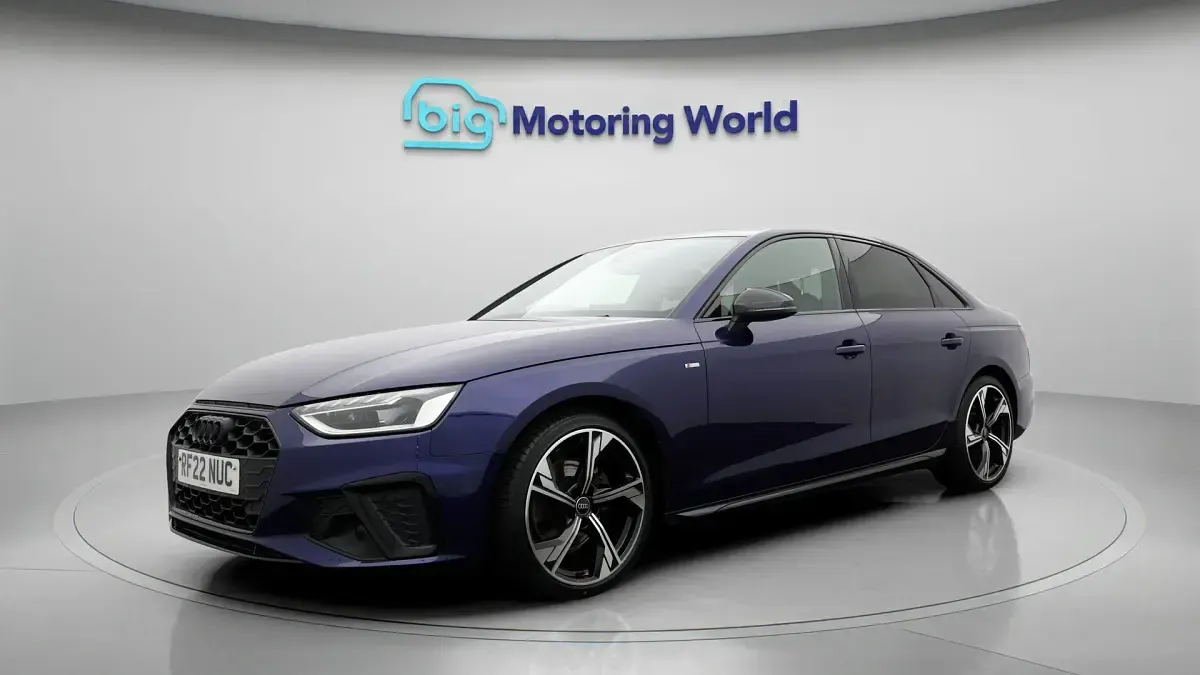 Used Audi A4 Black Edition 150 HP (110 kW) 2022 Blue Sedan