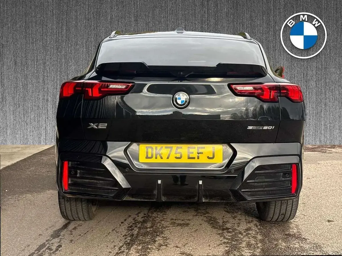 Begagnad BMW X2 M Sport 170 HK (125 kW) 2025 Svart SUV