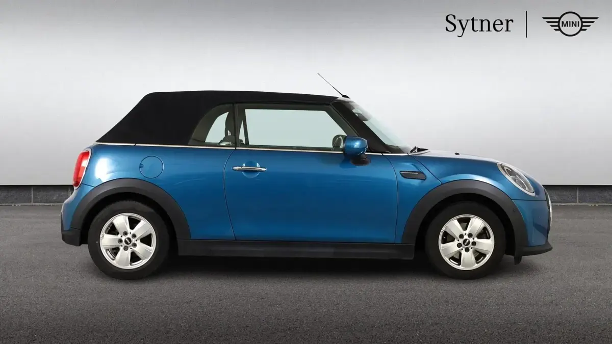 Used Mini Cooper Classic 134 HP (98 kW) 2022 Blue Hatchback