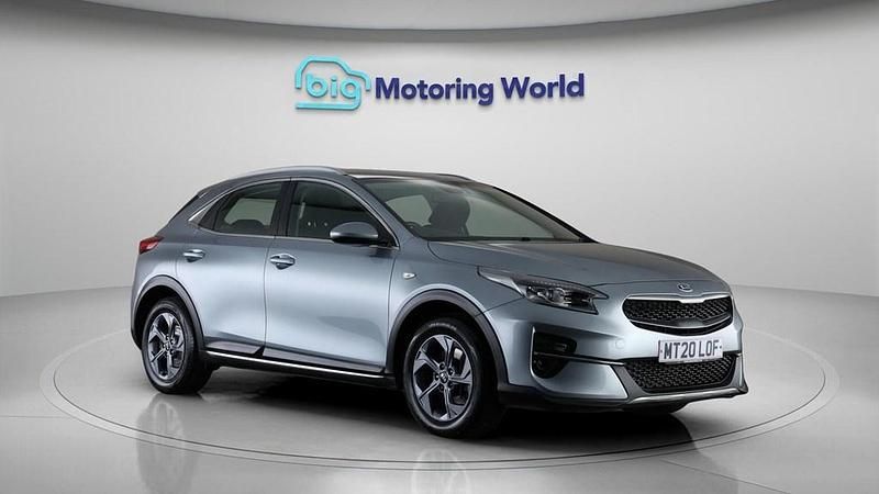 Used Kia XCeed 118 HP (86 kW) 2020 Silver SUV