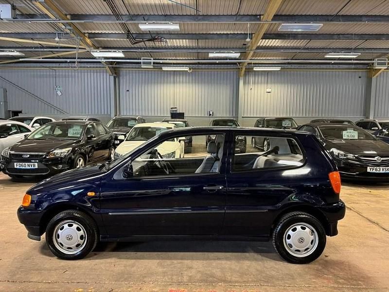 Used VW Polo S 50 HP (36 kW) 1998 Blue Hatchback