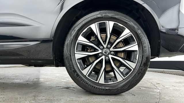 Used Volvo XC60 Plus 194 HP (142 kW) 2023 SUV