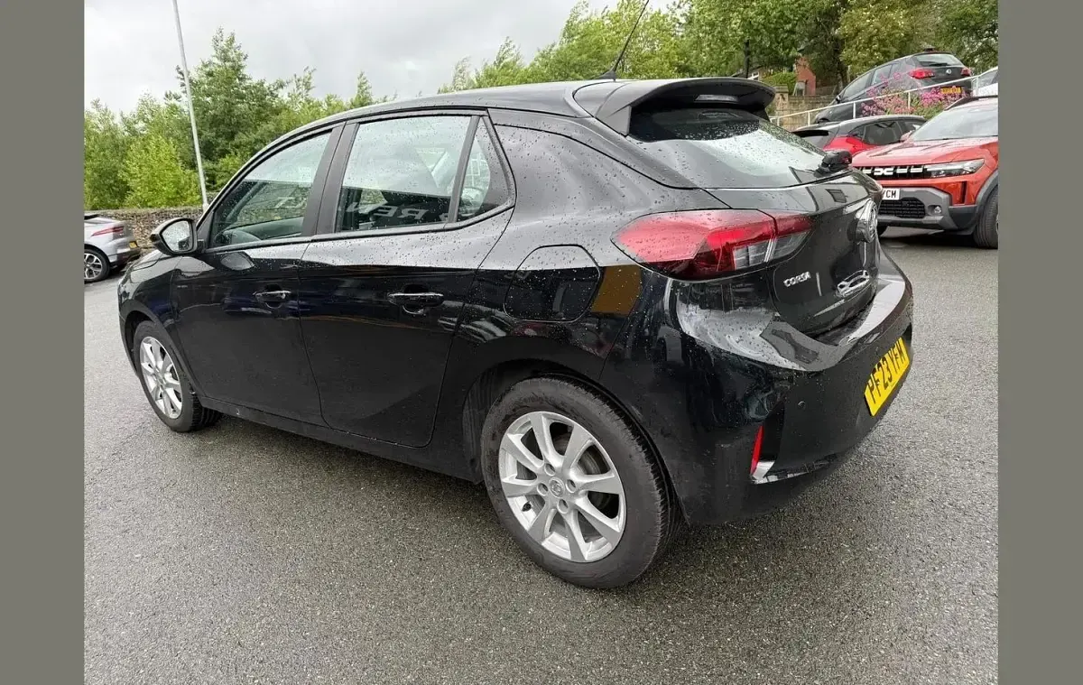 Used Vauxhall Corsa Design Edition 75 HP (55 kW) 2023 Black Hatchback