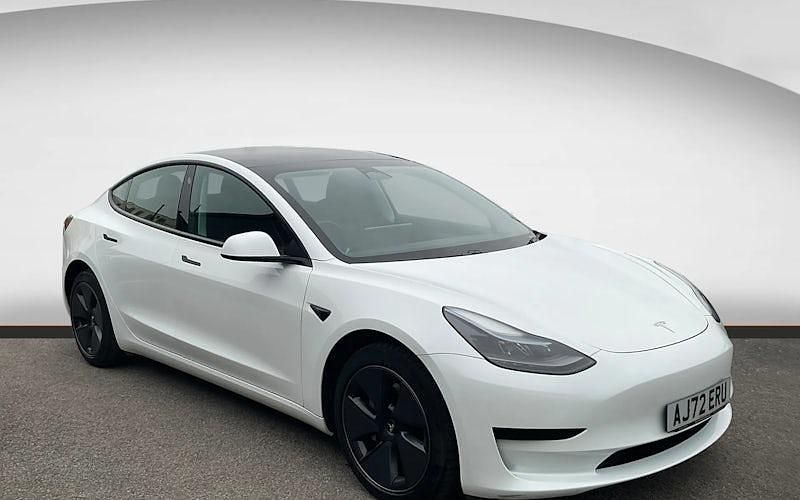 Used Tesla Model 3 RWD 208 kW (283 HP) 2022 White Sedan