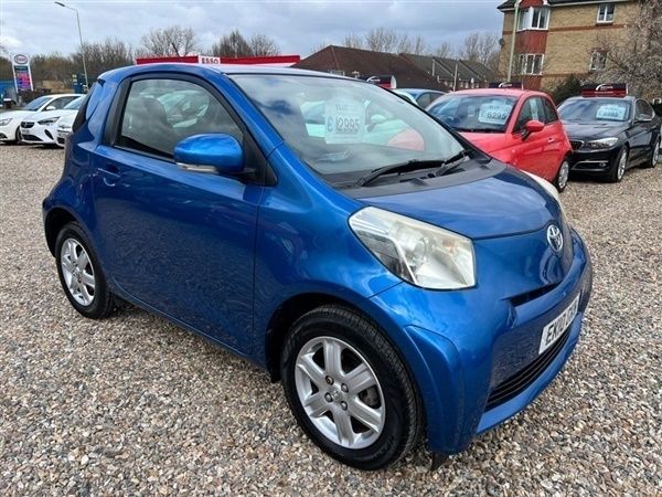 Blue Used 2010 Toyota iQ Hatchback | £2,750 (Fair price) - Image 1/1