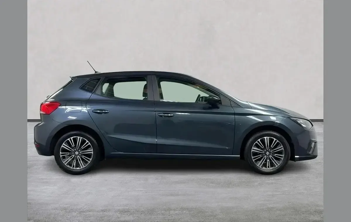 Used Seat Ibiza SE Technology 80 HP (58 kW) 2023 Grey Hatchback