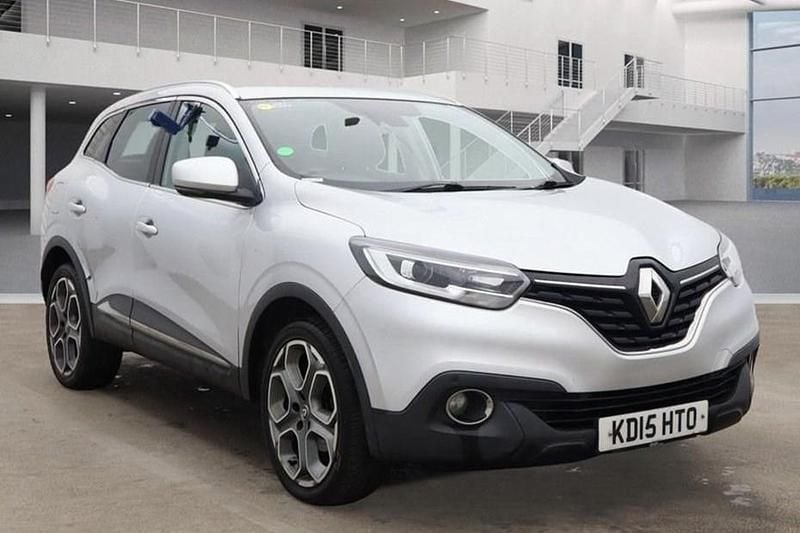 Silver Used 2015 Renault Kadjar Dynamique SUV | £4,495 (Good price) - Image 1/1