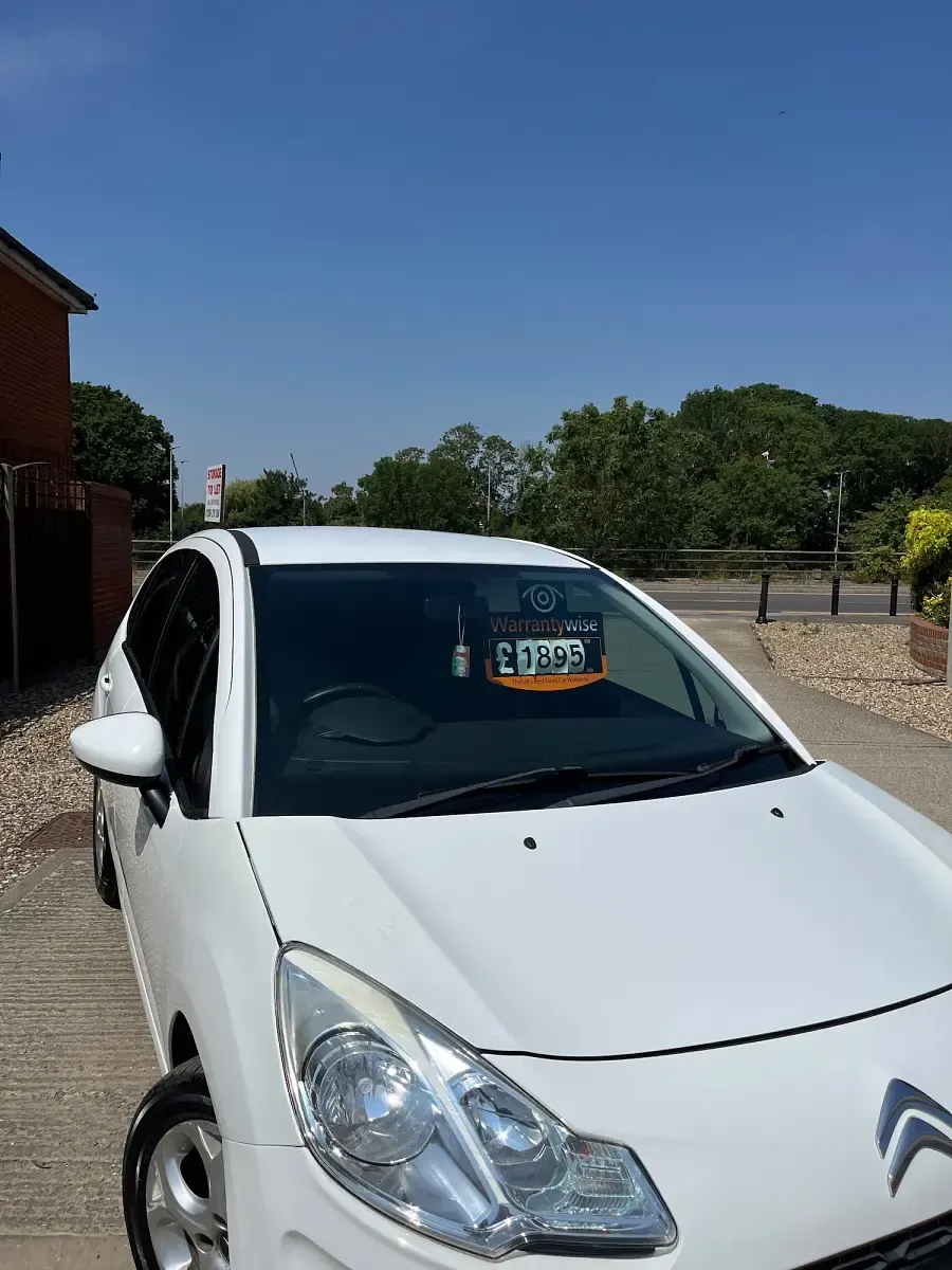 Used Citroën C3 2012 White Hatchback