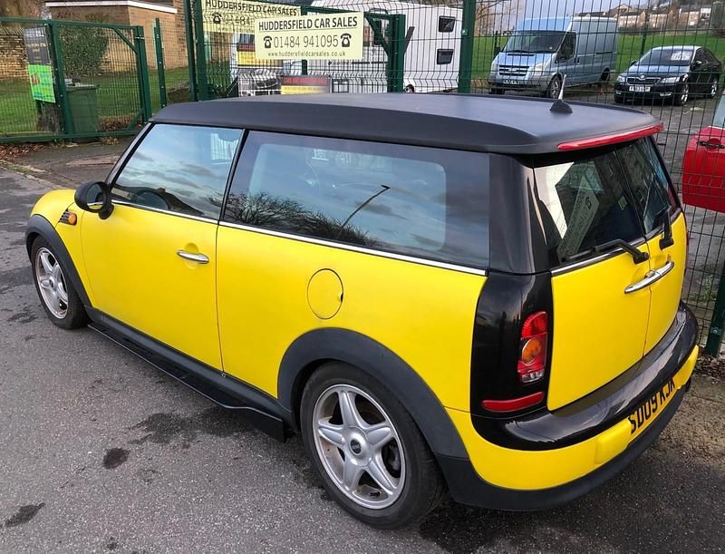 Used Mini Cooper Clubman 2009 Yellow Estate