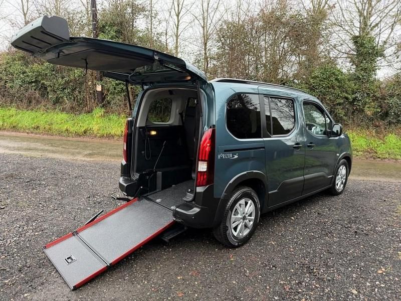 New Peugeot Rifter Allure 2025 Blue MPV