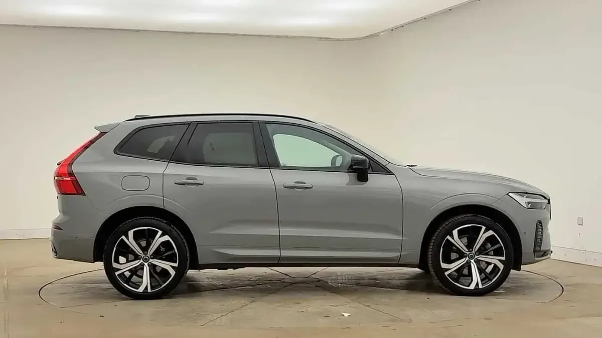Usado Volvo XC60 Ultra 2025 Cinzento SUV