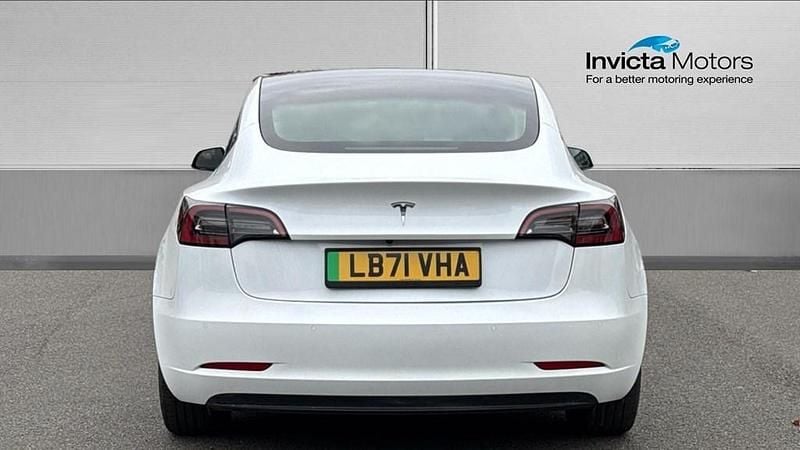 Used Tesla Model 3 Standard Range 208 kW (283 HP) 2021 White Sedan