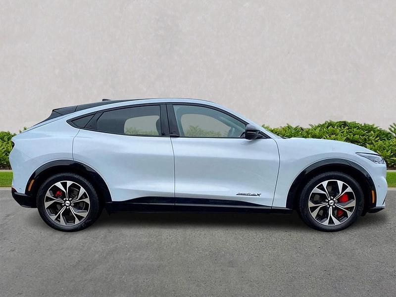 Used Ford Mustang Extended Range 351 HP (258 kW) 2023 White Hatchback