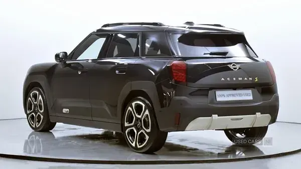 Used Mini Aceman Exclusive 160 kW (218 HP) 2024 Black SUV