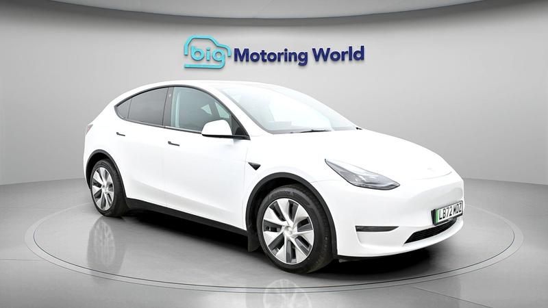 Used Tesla Model Y Long Range AWD 378 kW (514 HP) 2022 White SUV
