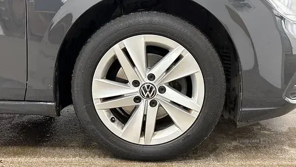 Used VW Golf VIII Life 130 HP (95 kW) 2022 Grey Hatchback