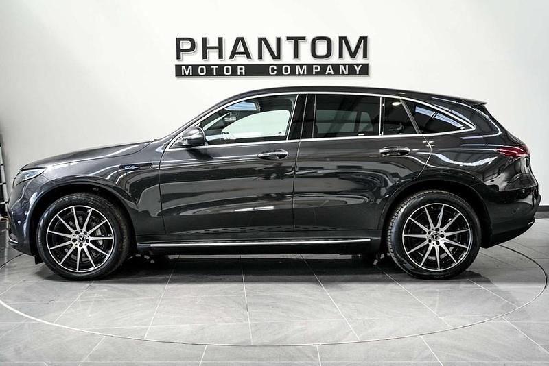 Usado Mercedes EQC400 AMG line 300 kW (408 CV) 2021 SUV
