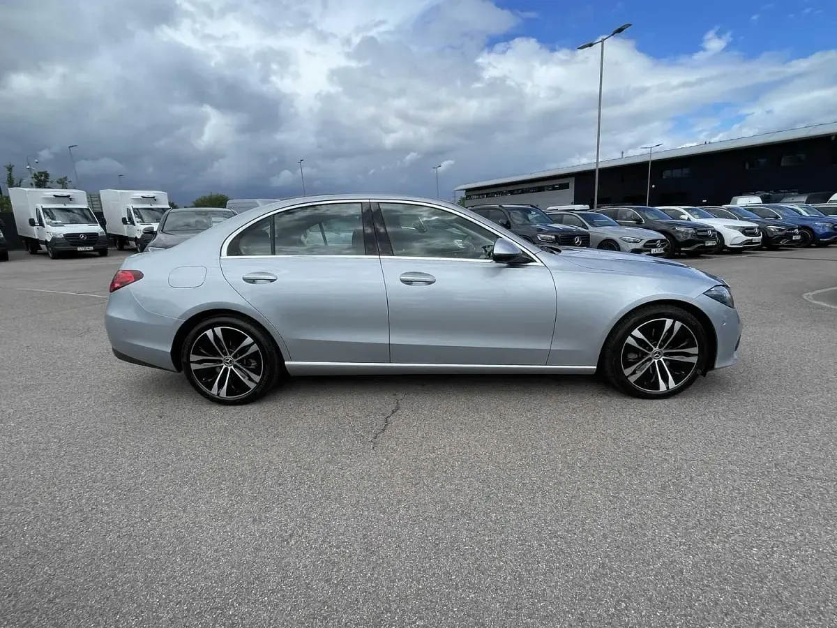 Used Mercedes C200 Exclusive Luxury 204 HP (150 kW) 2023 Silver Sedan