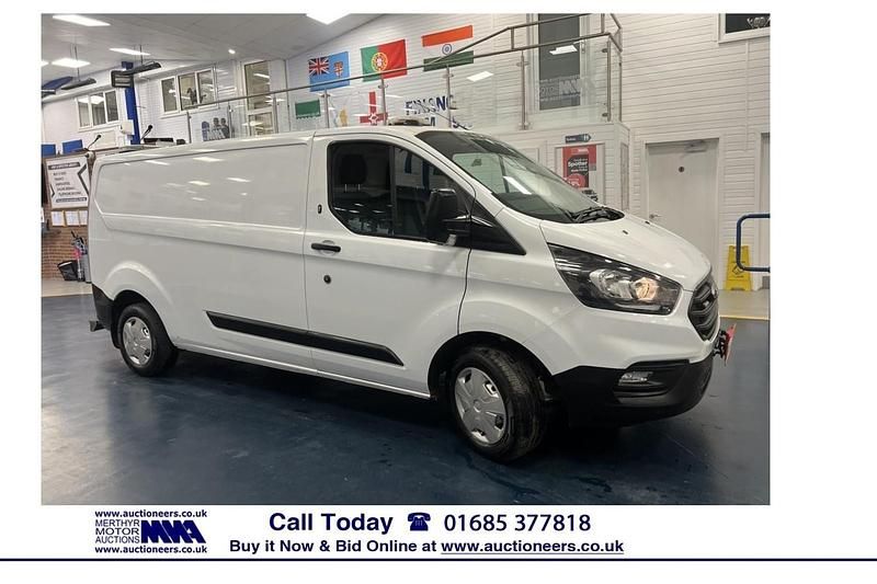 Used Ford Transit Custom 130 HP (95 kW) 2021 White Van