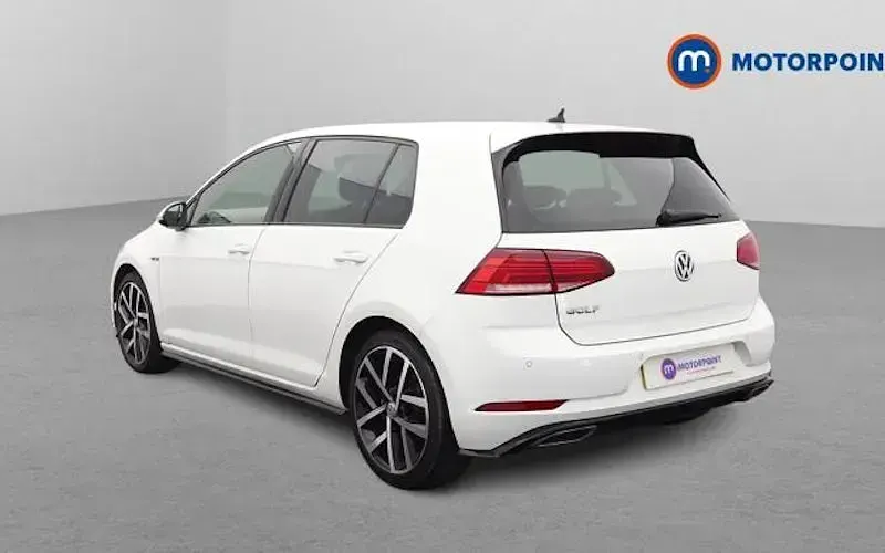 Usado VW Golf VII R-line 150 HP (110 kW) 2019 Branco Citadino