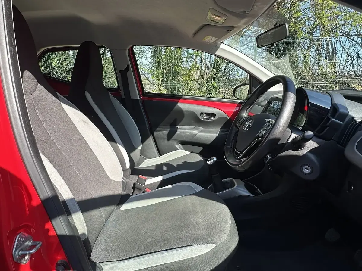 Used Toyota Aygo X-play 2018 Red Hatchback
