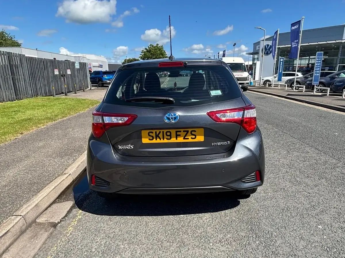 Used Toyota Yaris Hybrid 2019 Grey Hatchback