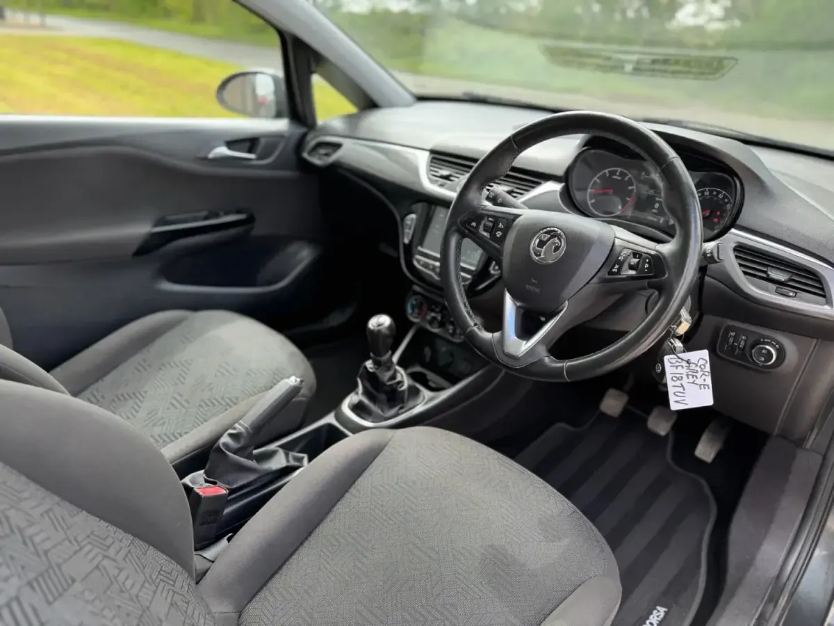 Second-hand Vauxhall Corsa 90 CP (66 kW) 2018 Gri Hatchback