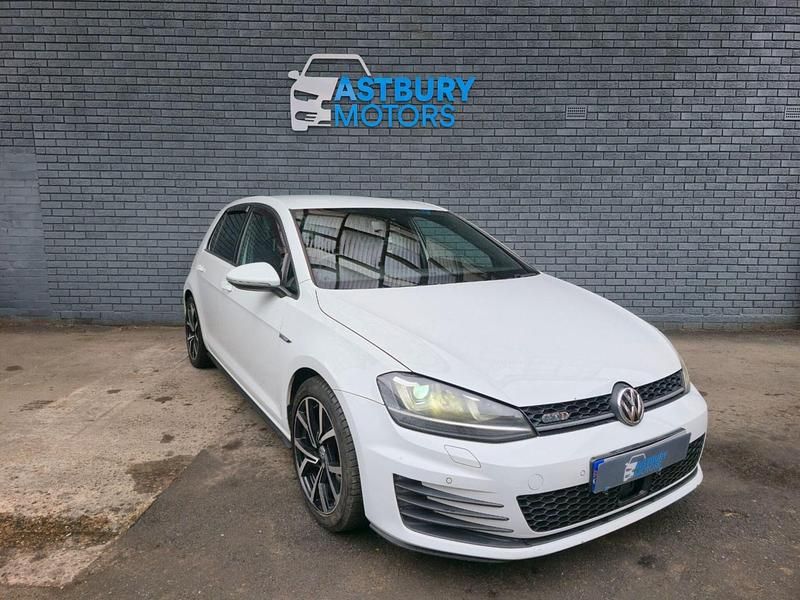 Used VW Golf VII GTD 2014 White Hatchback