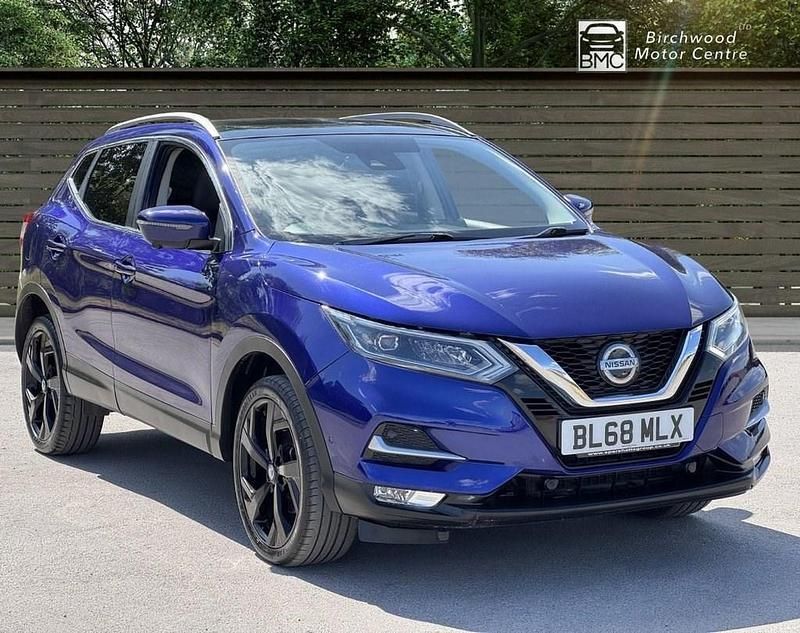 Blue Used 2018 Nissan Qashqai Tekna SUV | £10,995 (Fair price) - Image 1/4