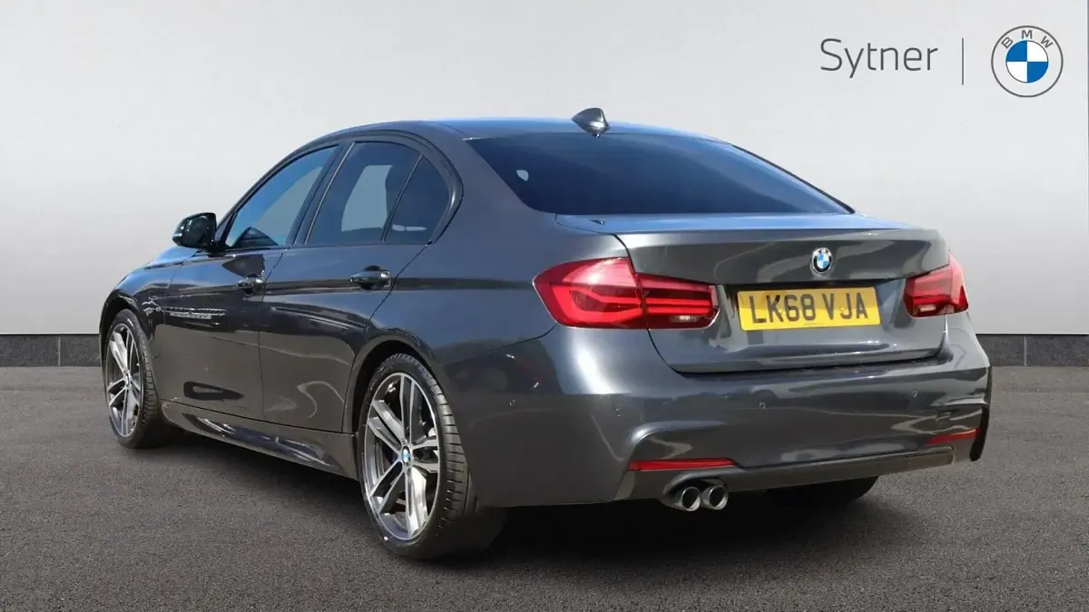 Używany BMW 320 M Sport 190 KM (139 kW) 2018 Szary Sedan/Limuzyna