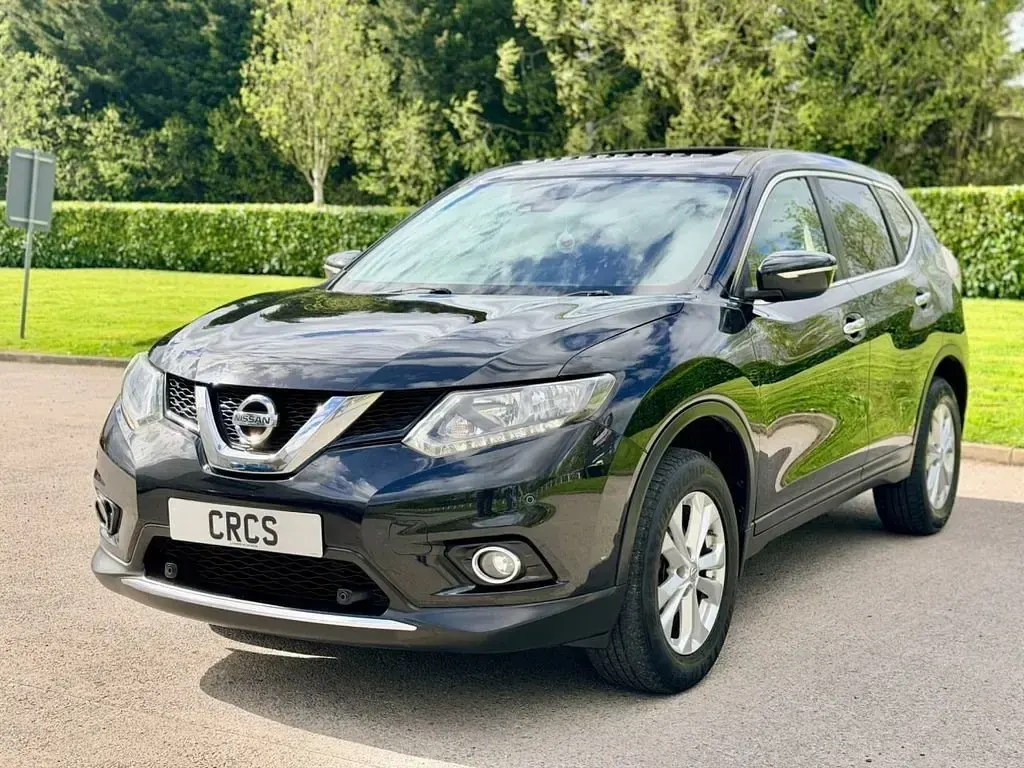 Usado Nissan X-Trail Acenta 130 CV (95 kW) 2016 Negro SUV