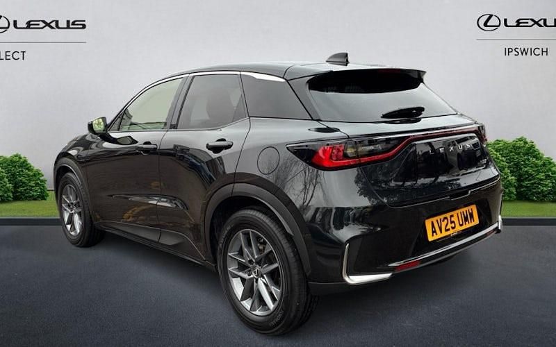 Używany Lexus LBX 136 KM (100 kW) 2025 SUV
