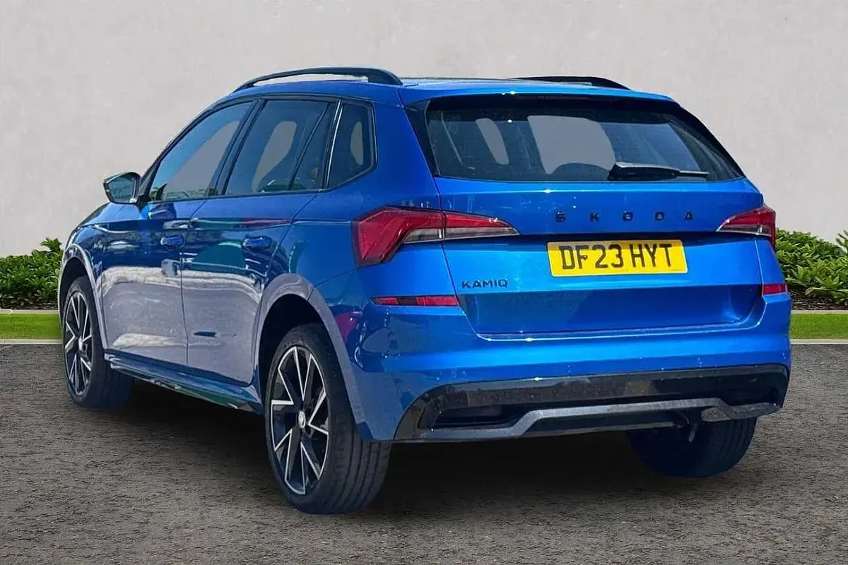 Used Skoda Kamiq Monte Carlo 147 HP (108 kW) 2023 Race blue metallic SUV