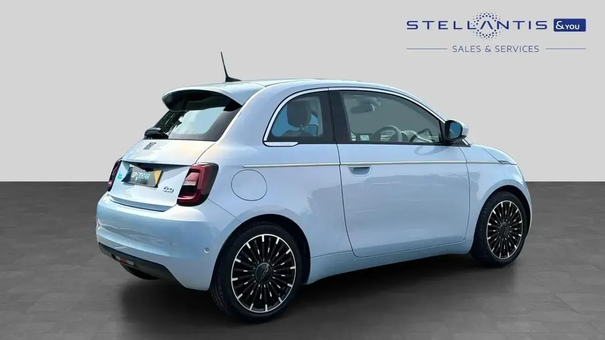 Used Fiat 500e La Prima 85 kW (116 HP) 2021 Grey Hatchback