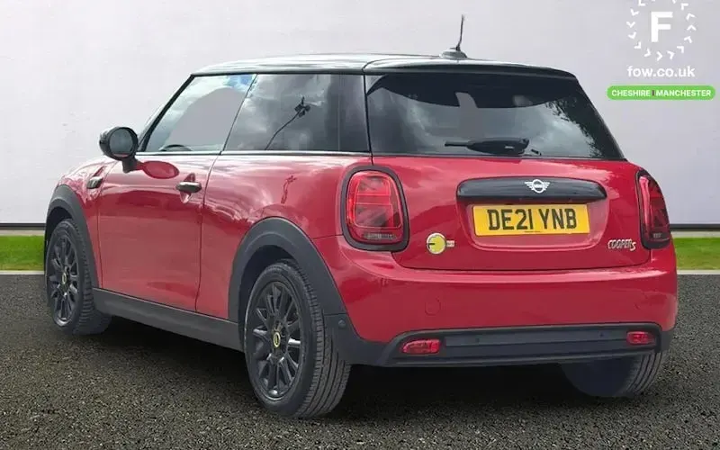 Used Mini Cooper S Level 2 135 kW (184 HP) 2023 Hatchback