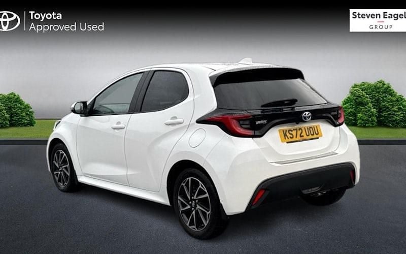 Used Toyota Yaris Hybrid Design 116 HP (85 kW) 2025 Hatchback