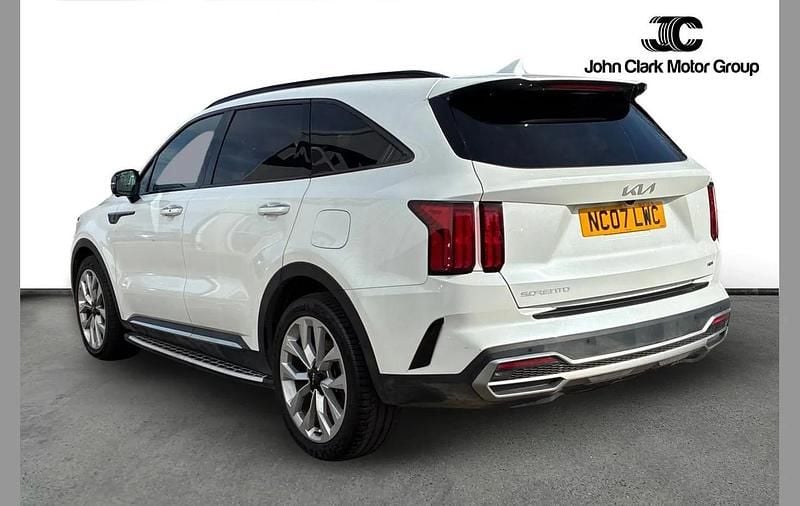 Used Kia Sorento 190 HP (139 kW) 2023 White SUV