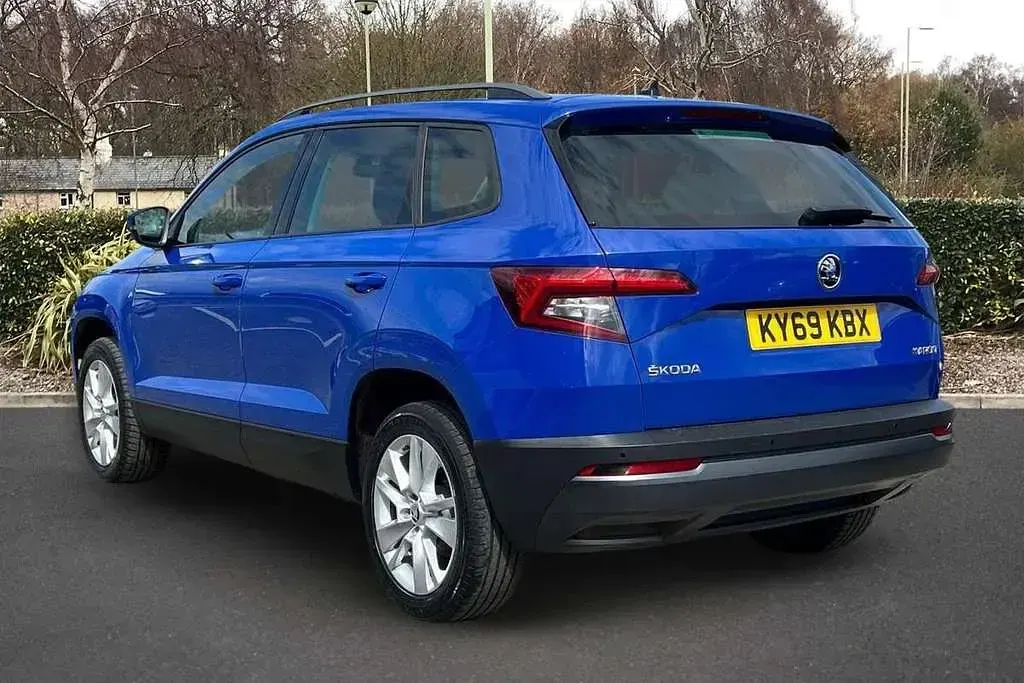 Used Skoda Karoq SE Technology 116 HP (85 kW) 2019 Energy blue SUV