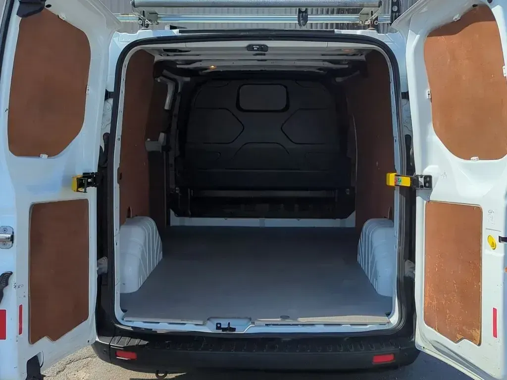 Used Ford Transit Custom 105 HP (77 kW) 2019 White Van