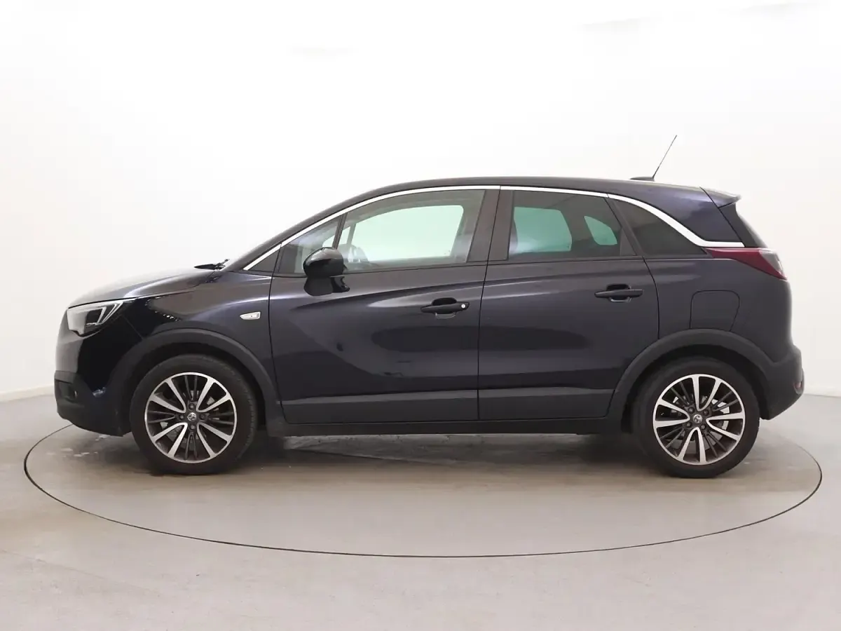 Used Vauxhall Crossland X Elite 83 HP (61 kW) 2020 Blue SUV