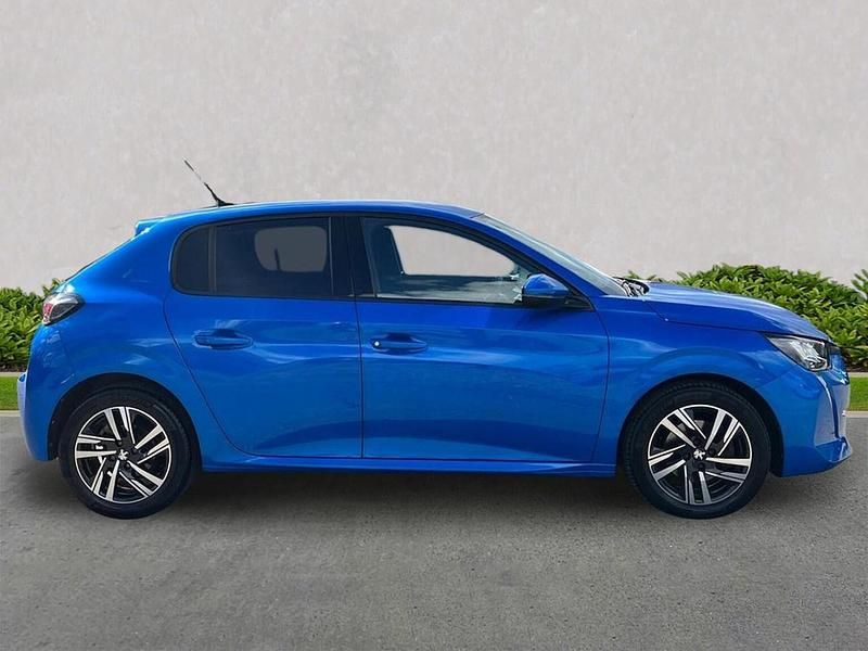 Used Peugeot 208 Allure Premium 100 HP (73 kW) 2021 Blue Hatchback