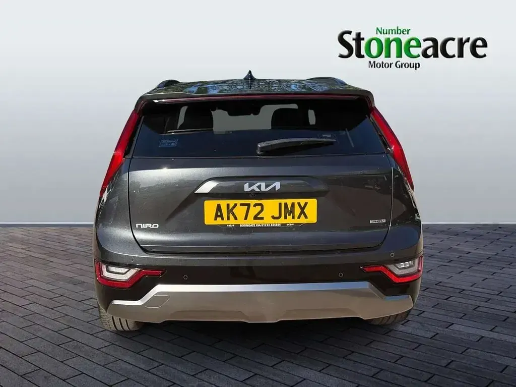 Used Kia Niro 180 HP (132 kW) 2022 Grey SUV