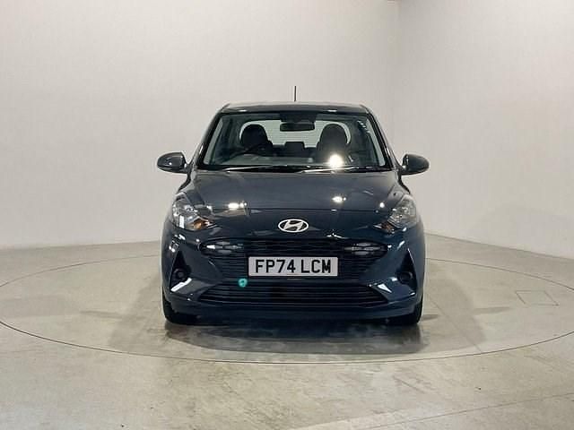 Used Hyundai i10 Advanced 67 HP (49 kW) 2024 Grey Hatchback