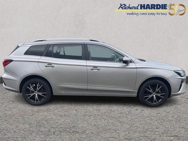 Grey Used 2023 MG MG5 EV Trophy Estate | £17,999 (Fair price) - Image 1/3