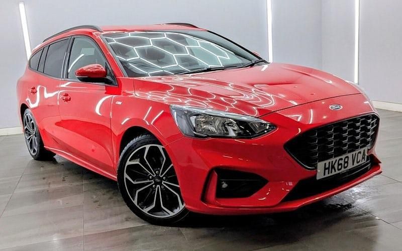 Used Ford Focus ST-Line X 120 HP (88 kW) 2019 Red Estate