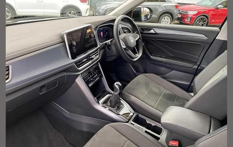 Used VW T-Roc Style 150 HP (110 kW) 2023 Black SUV